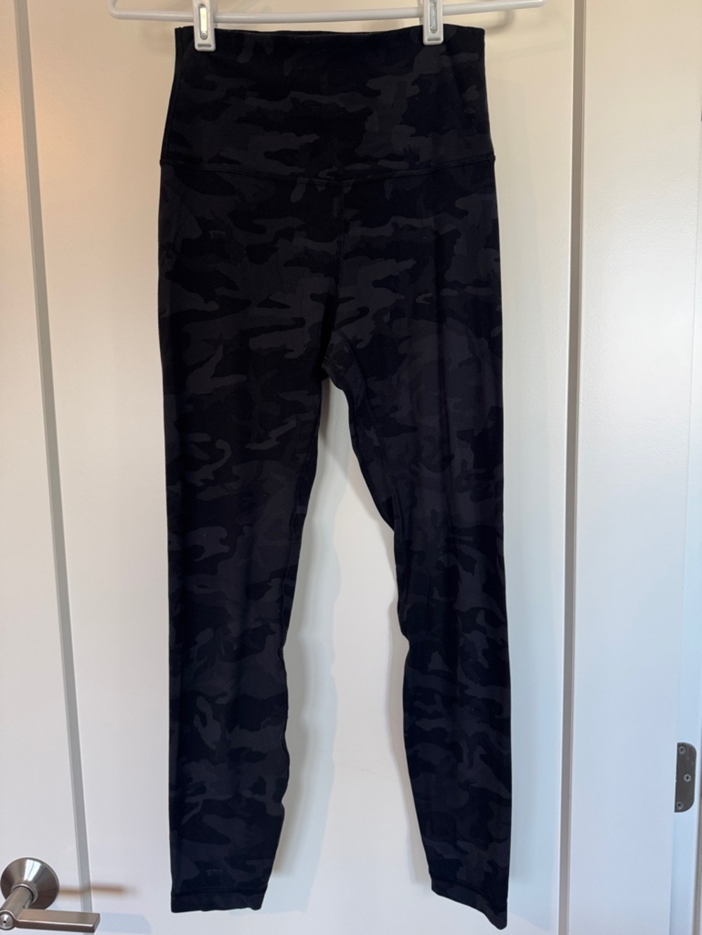 Lululemon Black Camo Align High-Waist Leggings S